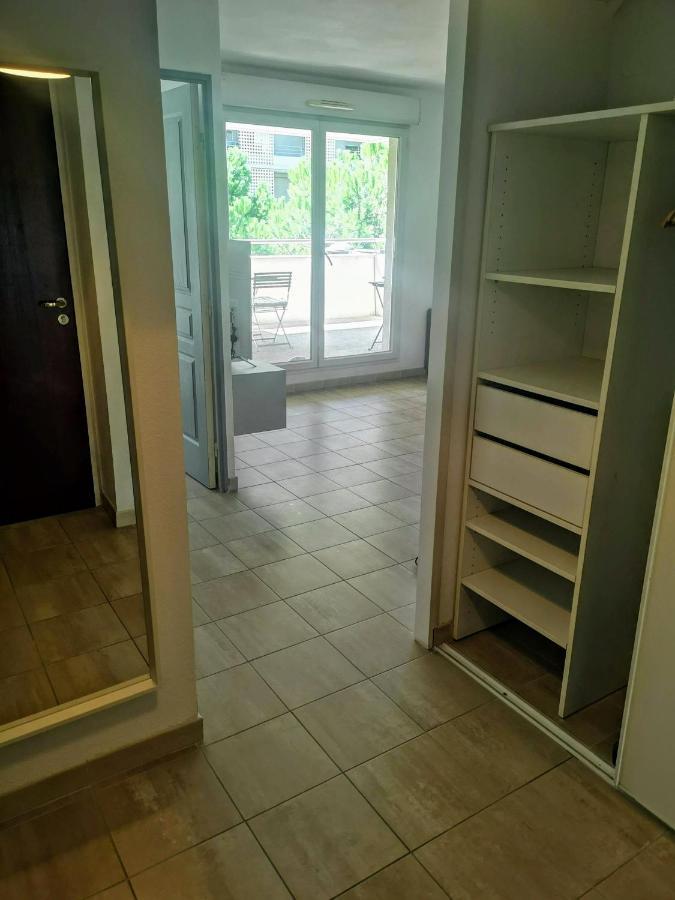 Charmant F2 Port Marianne Montpellier Exteriör bild