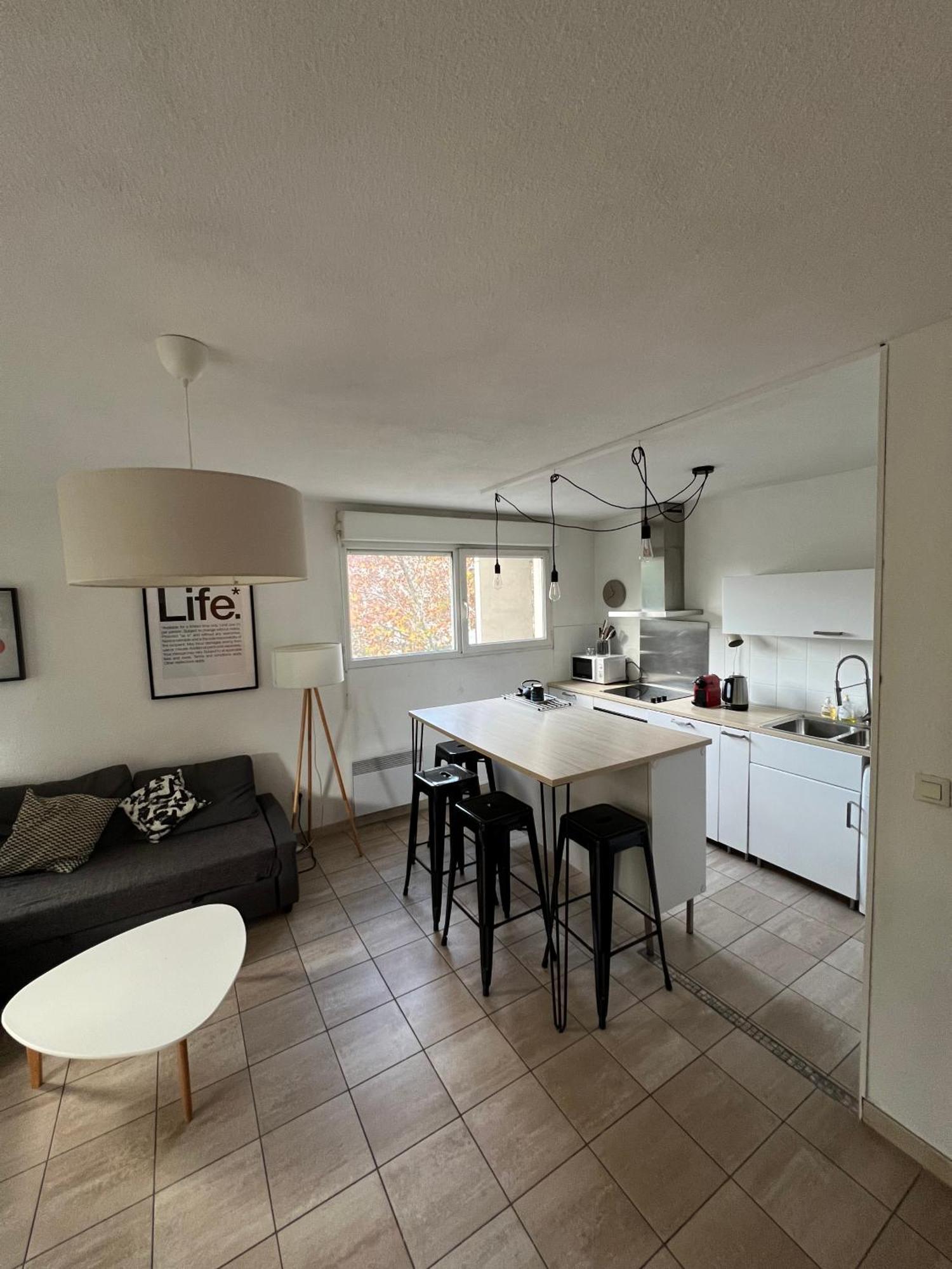Charmant F2 Port Marianne Montpellier Exteriör bild